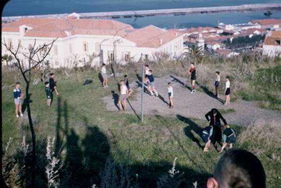 1957-58 : chez les Frres