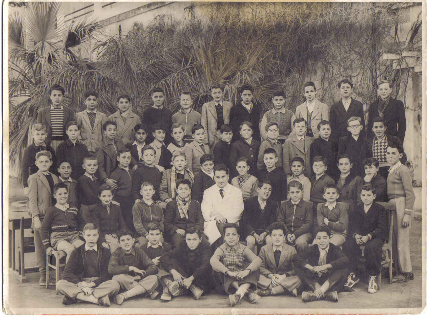 Lyce Luciani 52-53 :Les 2 6 A
